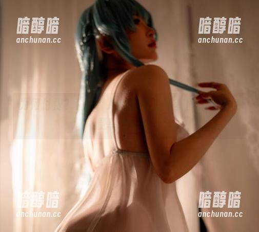 为何付费？Tiny Asa的灰姑娘套图，让你免费享爽一回！